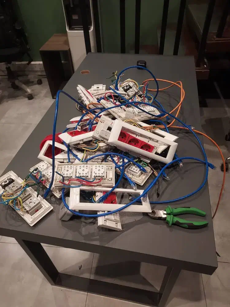 نصب ترانک و زیرساخت پسیو شبکه|خدمات رایانه‌ای و موبایل|تهران, امانیه|دیوار