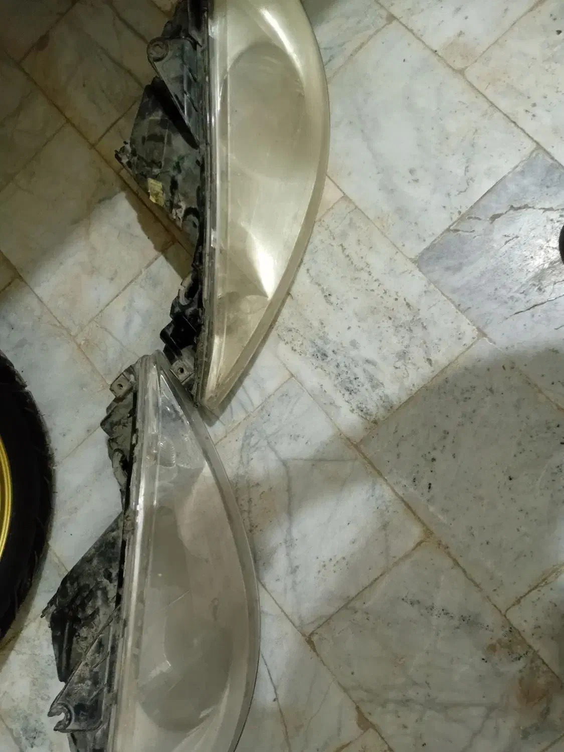 چراغ جلوتندروغیره|قطعات یدکی و لوازم جانبی|گنبد کاووس, |دیوار