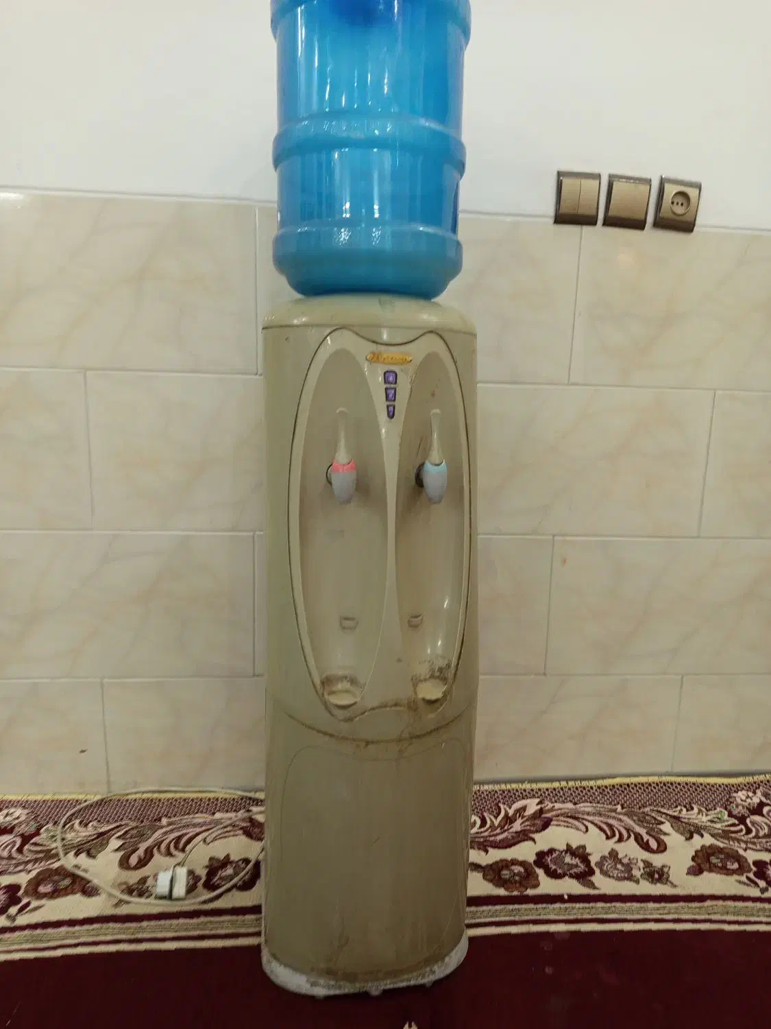 آبسرد کن|آب‌سردکن و تصفیه آب|یزد, |دیوار