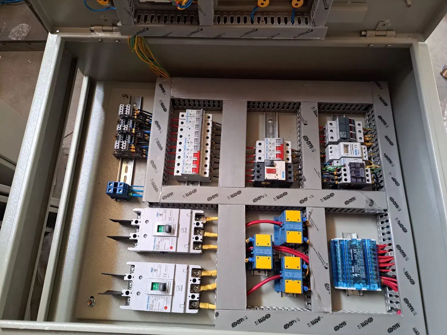 ساخت و تعمیر تابلو های صنعتی|خدمات پیشه و مهارت|سنندج, |دیوار