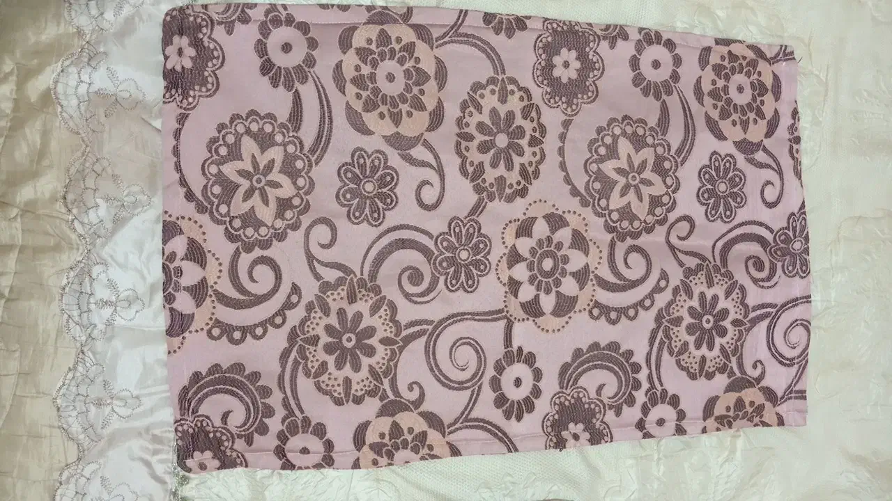 روبالشتی|رختخواب، بالش، پتو|شیروان (خراسان), |دیوار