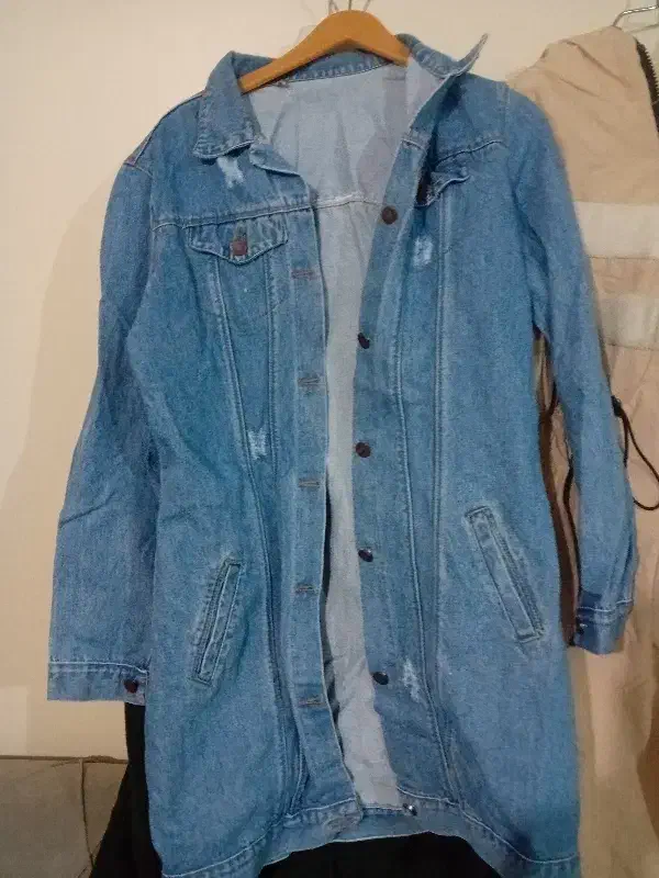 چند عدد کیف شلوار لی وپالتو زنانه با کیفیت|لباس|قم, باجک یک|دیوار