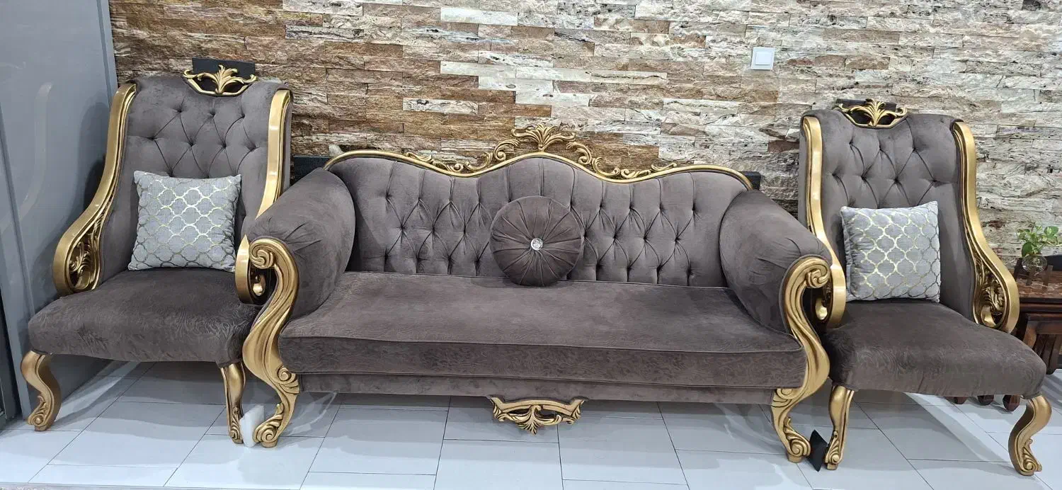 مبل ۷ نفره بسیار تمیز با چوب محکم در حد نو|مبلمان خانگی و میز عسلی|تهران, مجیدیه|دیوار