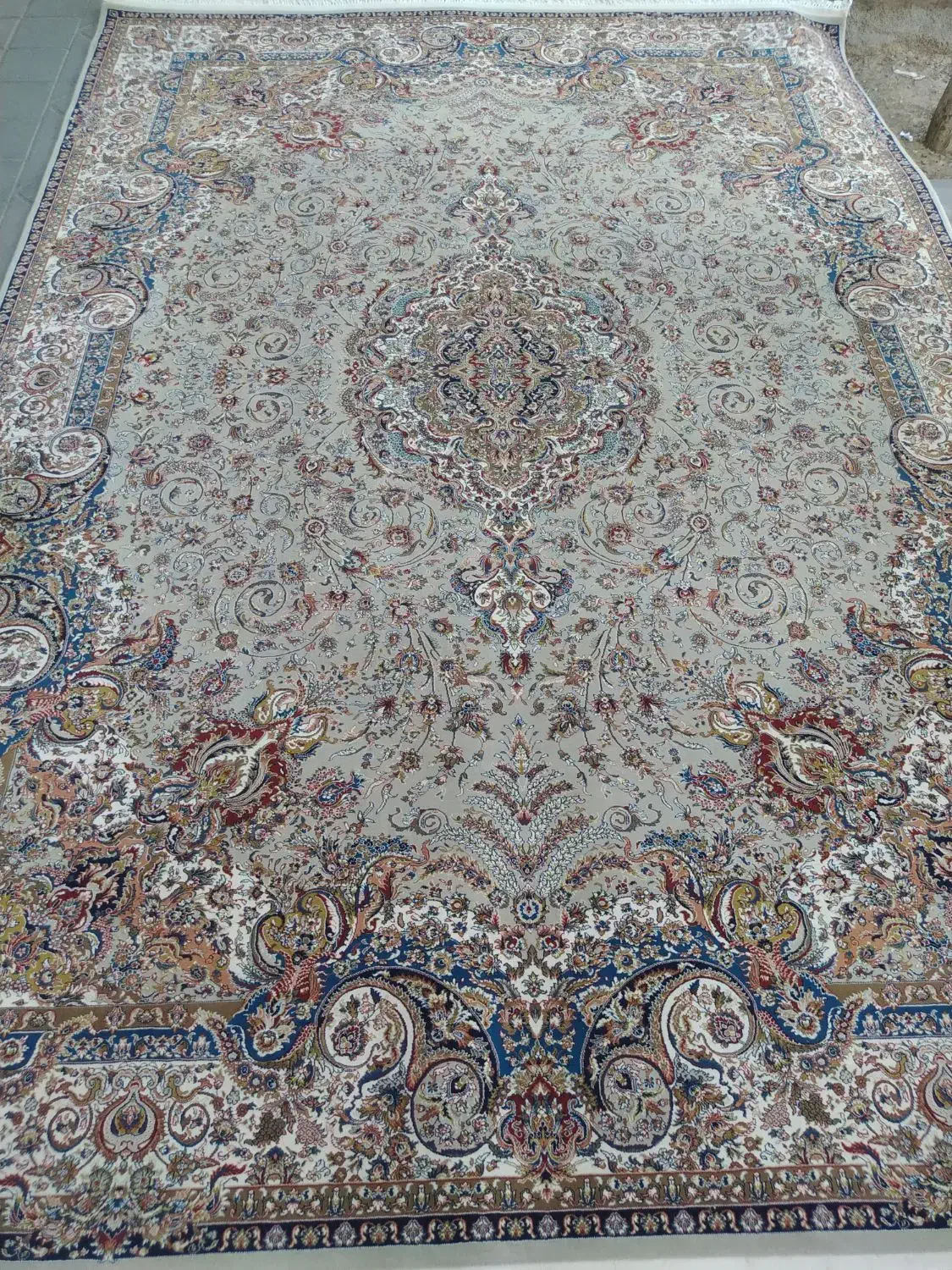 2تا فرش طوسی9متر 700شانه تراکم 2550|فرش|نورآباد, |دیوار