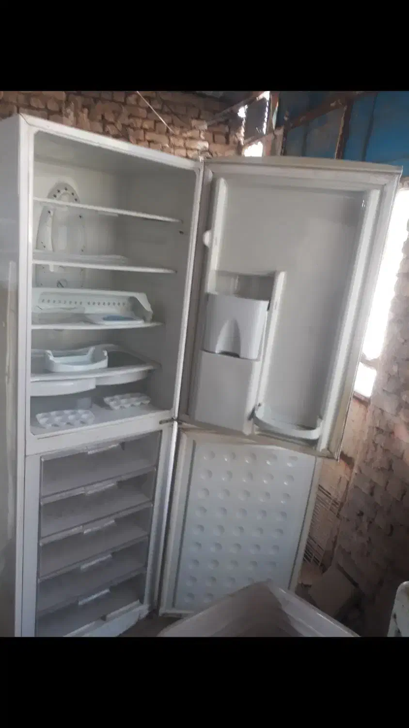 یخچال فریزر|یخچال و فریزر|بالا ولایت, |دیوار