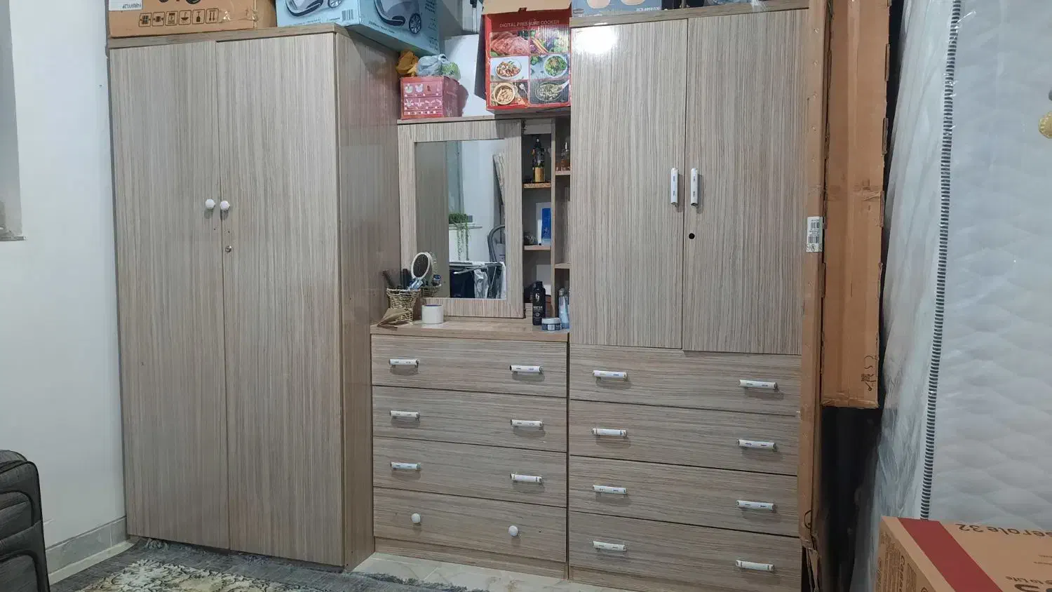 کمد و دراور در حد نو|جاکفشی، کمد، دراور|جوانرود, |دیوار