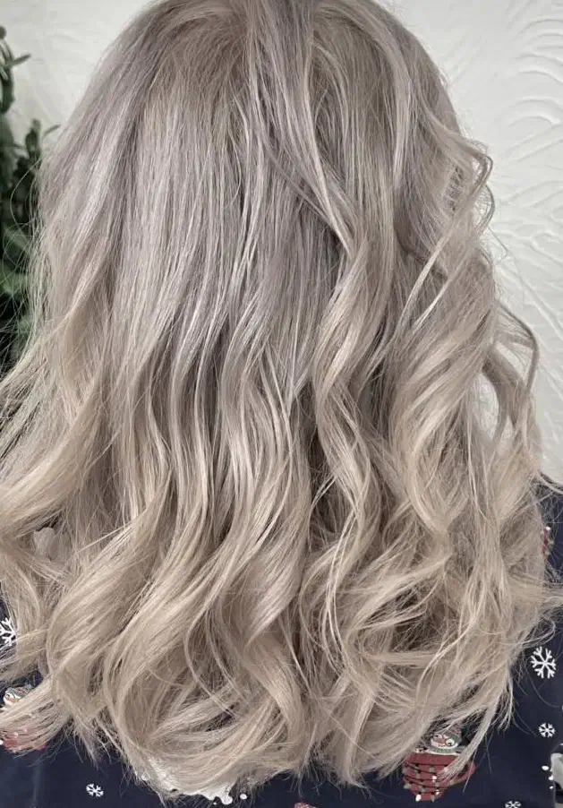 زیبایی مو رنگ و لایت|خدمات آرایشگری و زیبایی|مشکین‌دشت, |دیوار