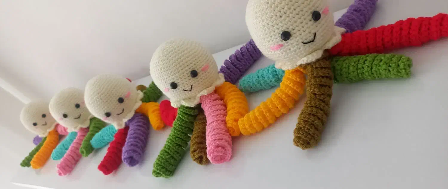 عروسک بافتنی|صنایع دستی و سایر لوازم تزئینی|شیروان (خراسان), |دیوار