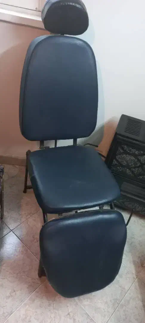 صندلی|صندلی و نیمکت|لاهیجان, شهید آوینی|دیوار