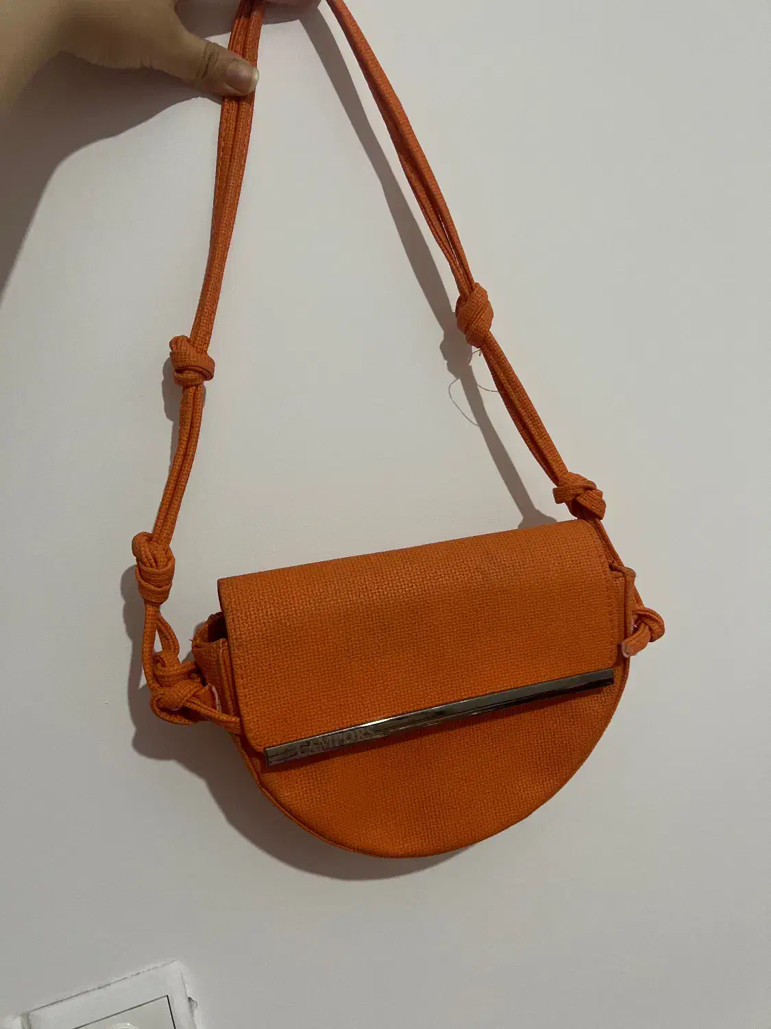 کیف|کیف، کفش، کمربند|قم, هنرستان|دیوار