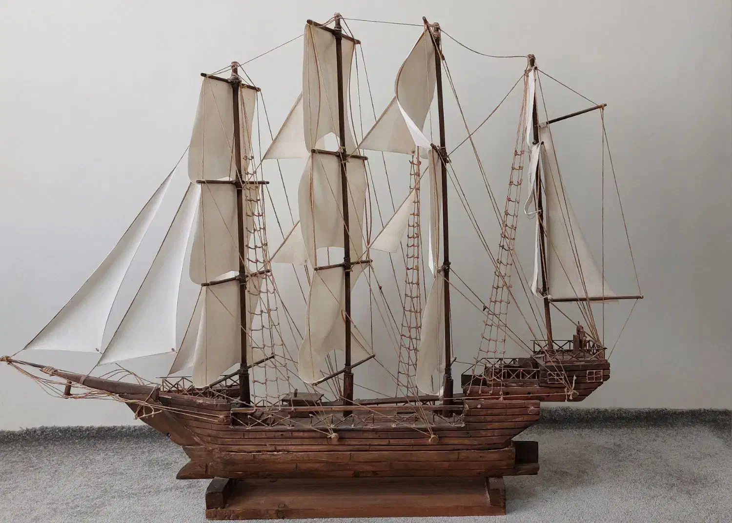 کشتی چوبی|مجسمه، تندیس، ماکت|ری, حمزهآباد|دیوار