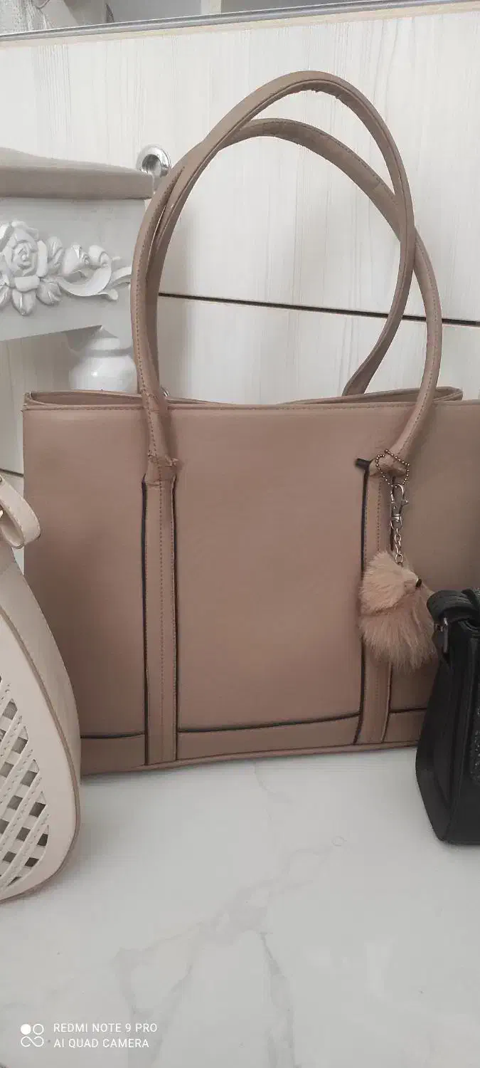 کیف|کیف، کفش، کمربند|الوند, |دیوار