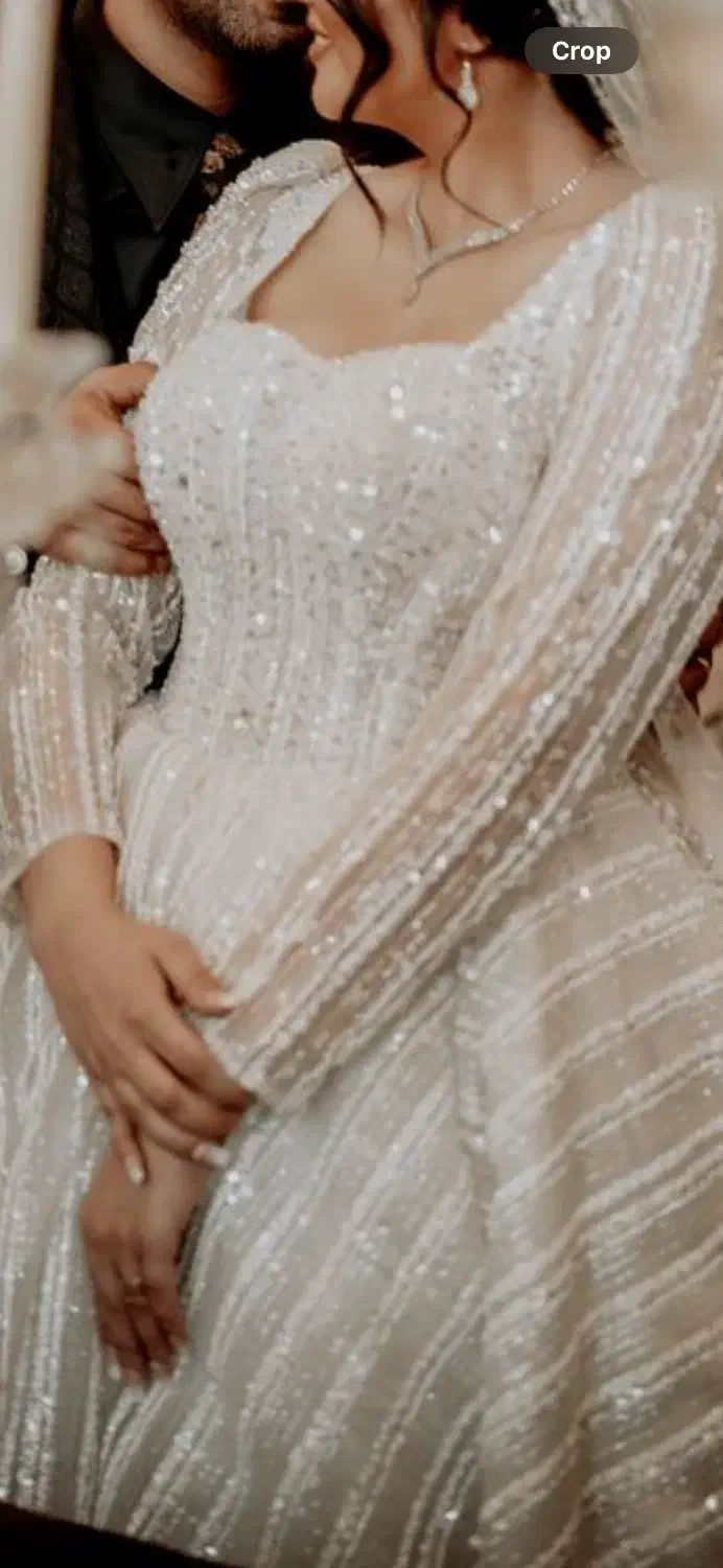 لباس عروس|لباس|رودهن, |دیوار