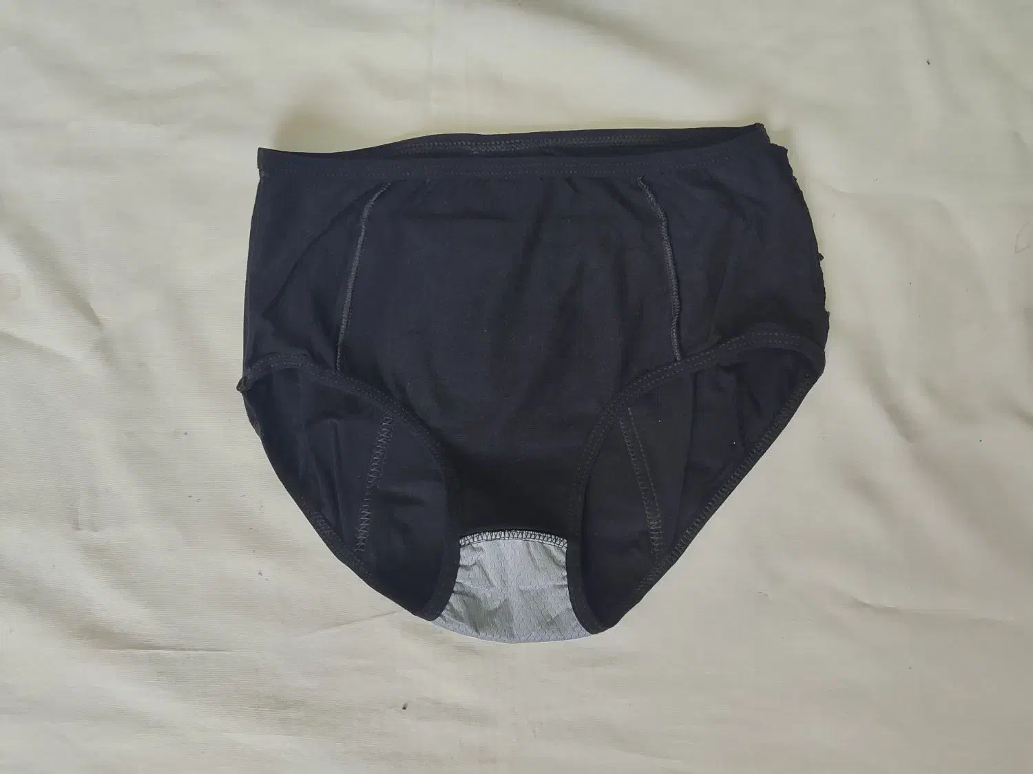 شرتکس|لباس|گرگان, |دیوار