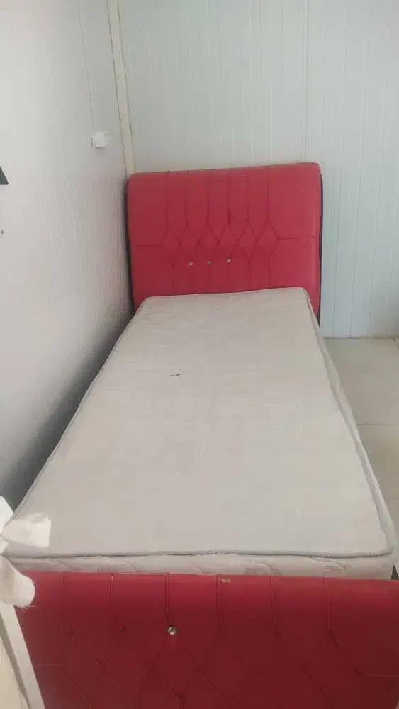 تخت خواب یک نفرە|تخت و سرویس خواب|سرپل ذهاب, |دیوار