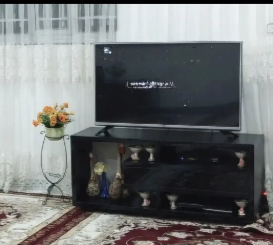 میز تی وی|میز تلویزیون|مریوان, |دیوار