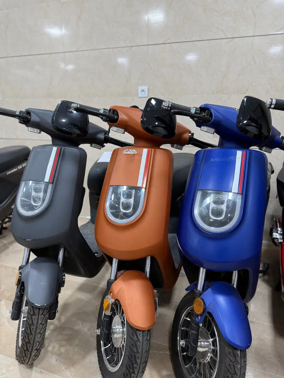 موتوربرقی و لوازم موتور مزایده|موتورسیکلت|تهران, گمرک|دیوار