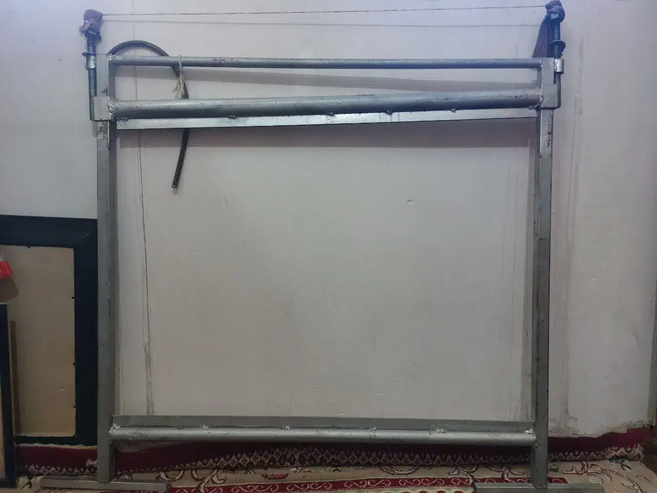 دار قالی|ابزارآلات|مشهد, شفا|دیوار