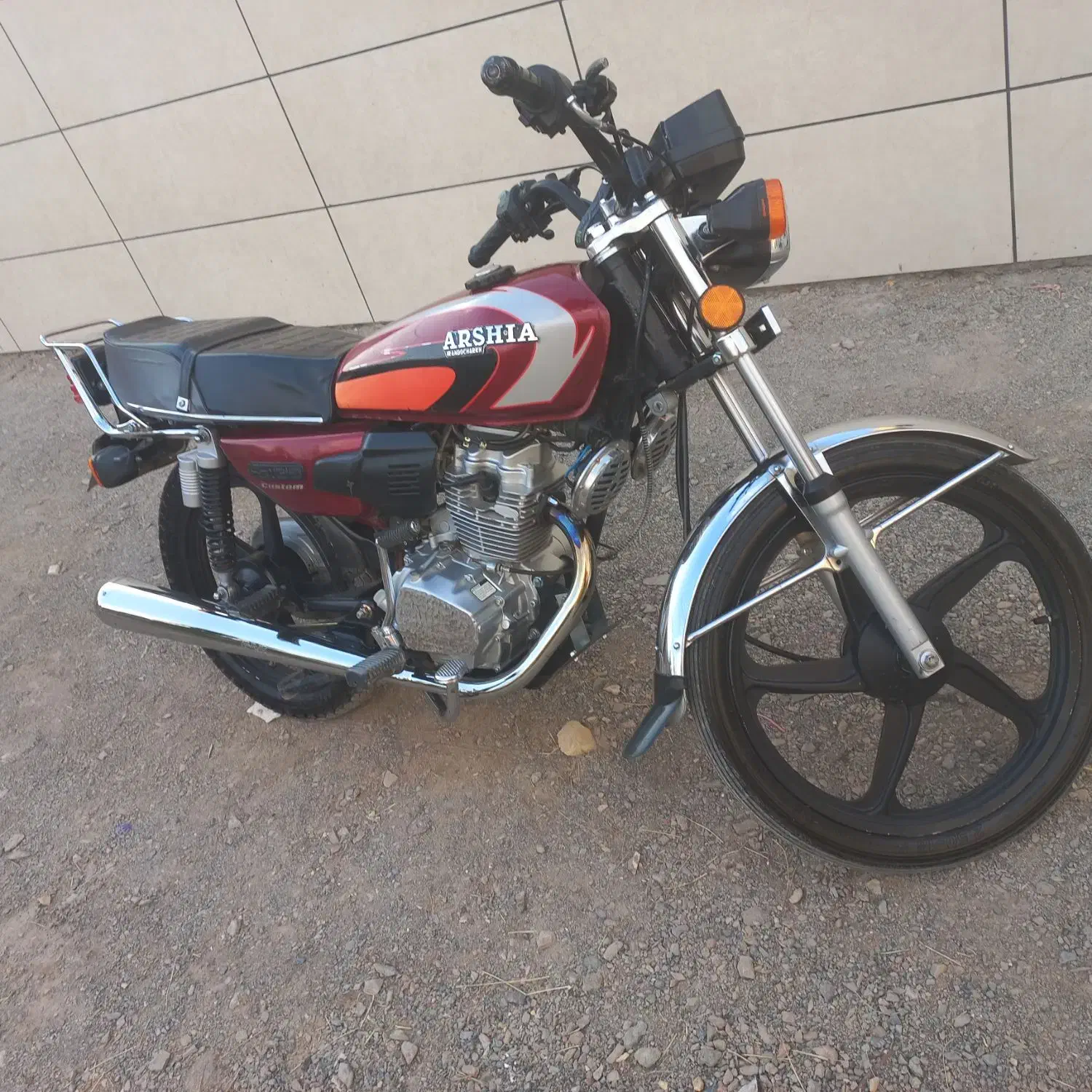 موتور هندا ۱۲۵|موتورسیکلت|بیرجند, |دیوار