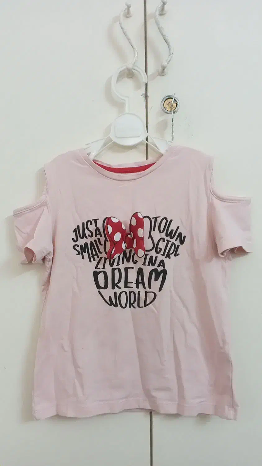 لباس دخترانه|کفش و لباس بچه|هشتگرد, فاز ۲ مهستان|دیوار