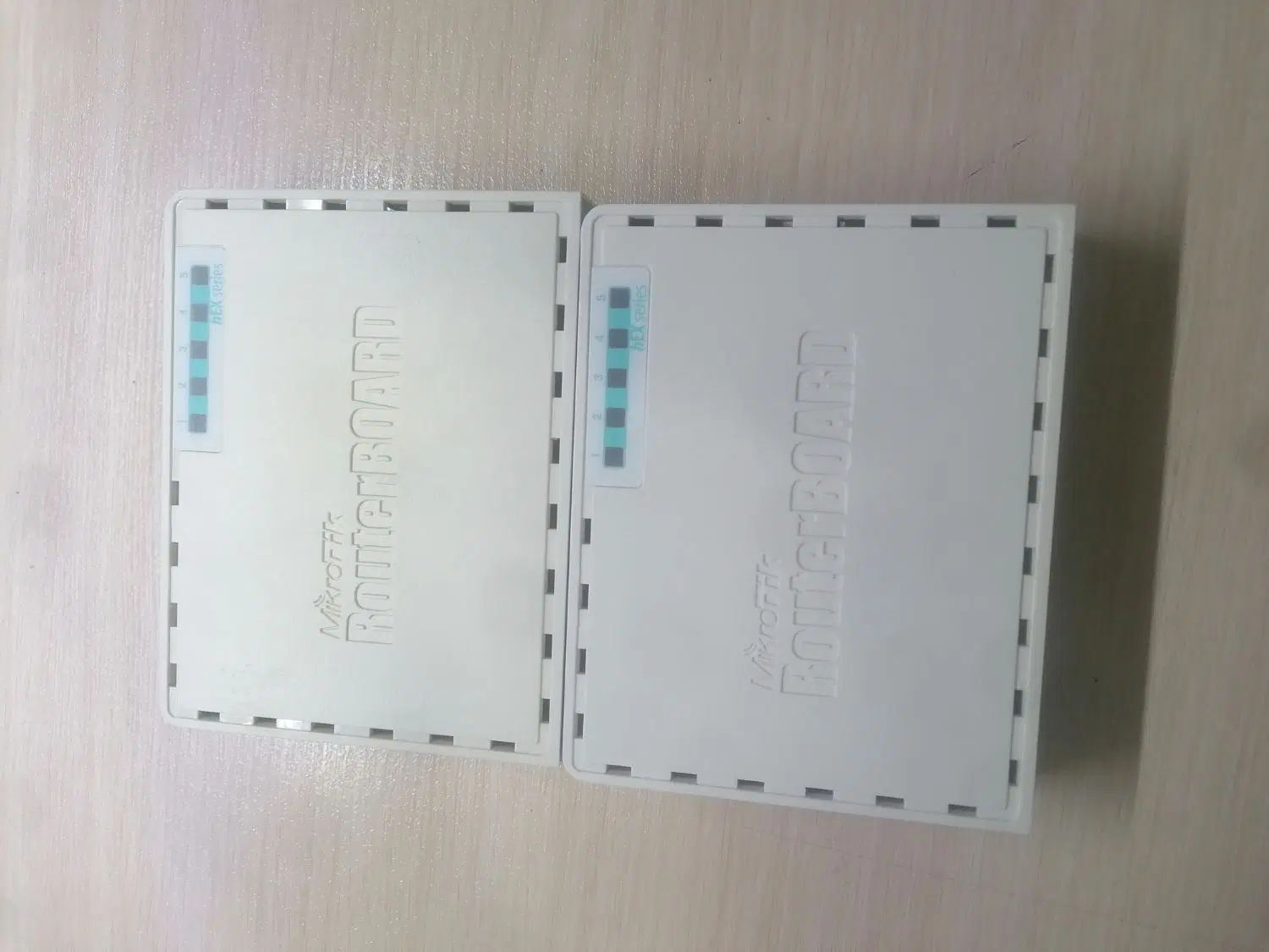 MikroTik RB750 GR3|مودم و تجهیزات شبکه|تهران, آرژانتین|دیوار