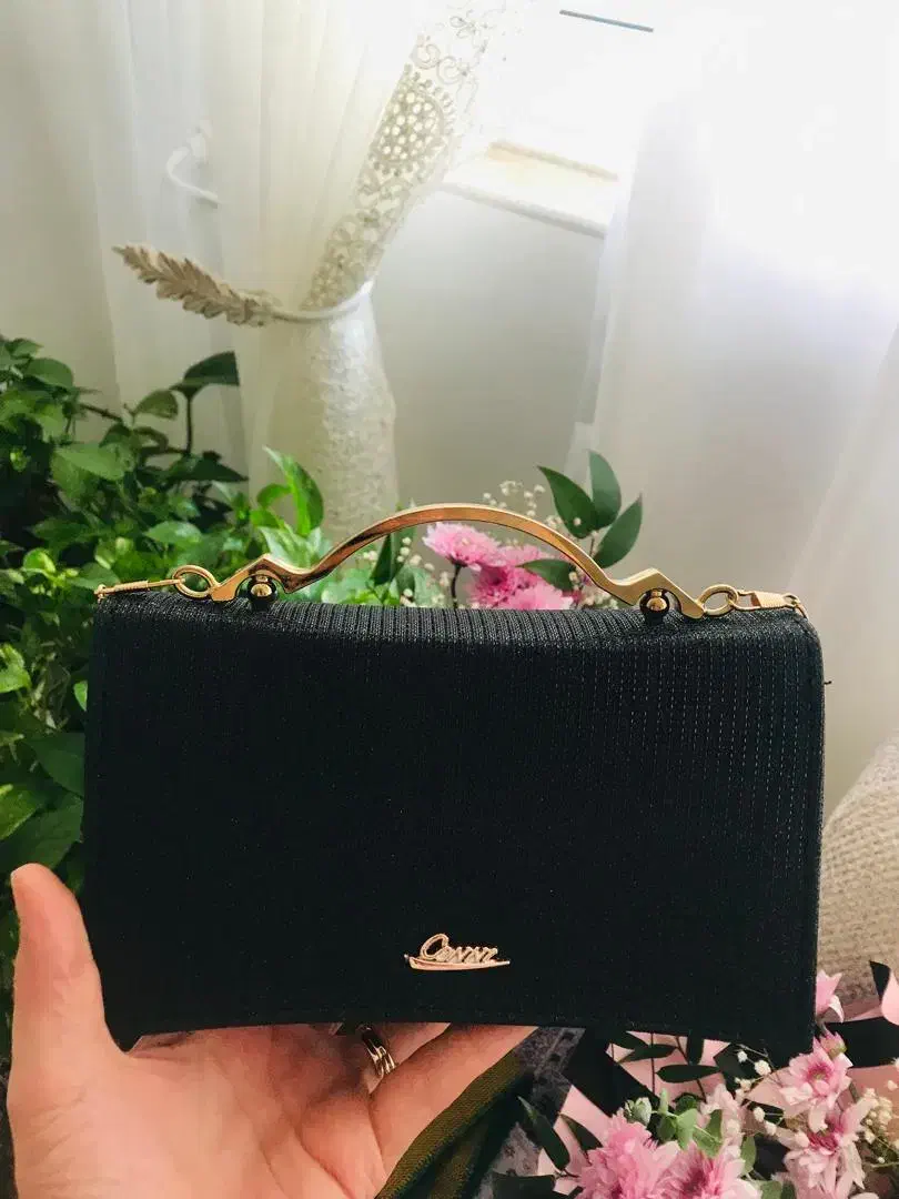 کیف مجلسی|کیف، کفش، کمربند|رشت, جهاد|دیوار