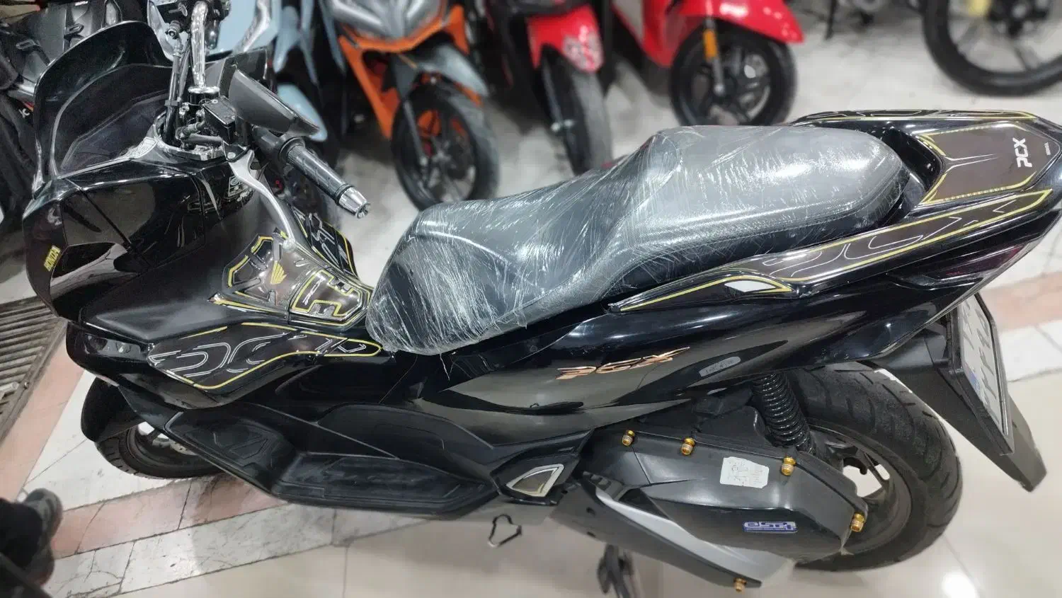 هوندا PCX 160 در حد صفر نقد و اقساط|موتورسیکلت|تهران, گمرک|دیوار