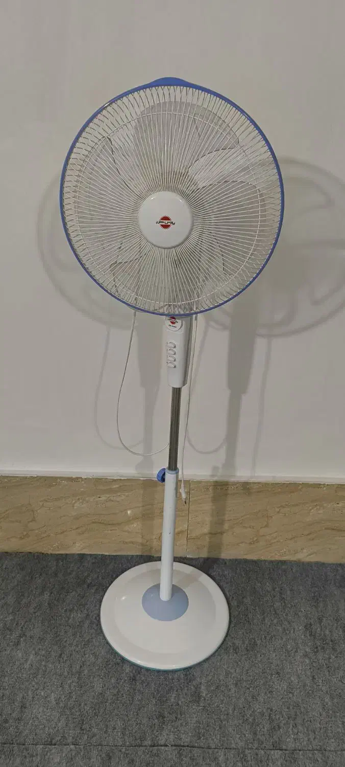 پنکه پارس خزر در حد نو ۴۰۳۰ ES|پنکه و تصفیهکنندهٔ هوا|پردیس, سیاه سنگ|دیوار