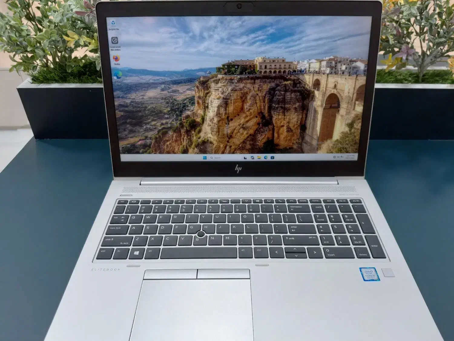 فروش ویژه لپ تاپ|رایانه همراه|تهران, فلسطین (میدان انقلاب)|دیوار