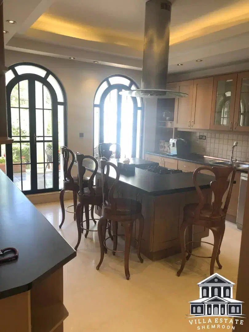 عمارت فرمانیه / ۵۰۰ متر بنا / سفیر نشین|اجارهٔ خانه و ویلا|تهران, فرمانیه|دیوار