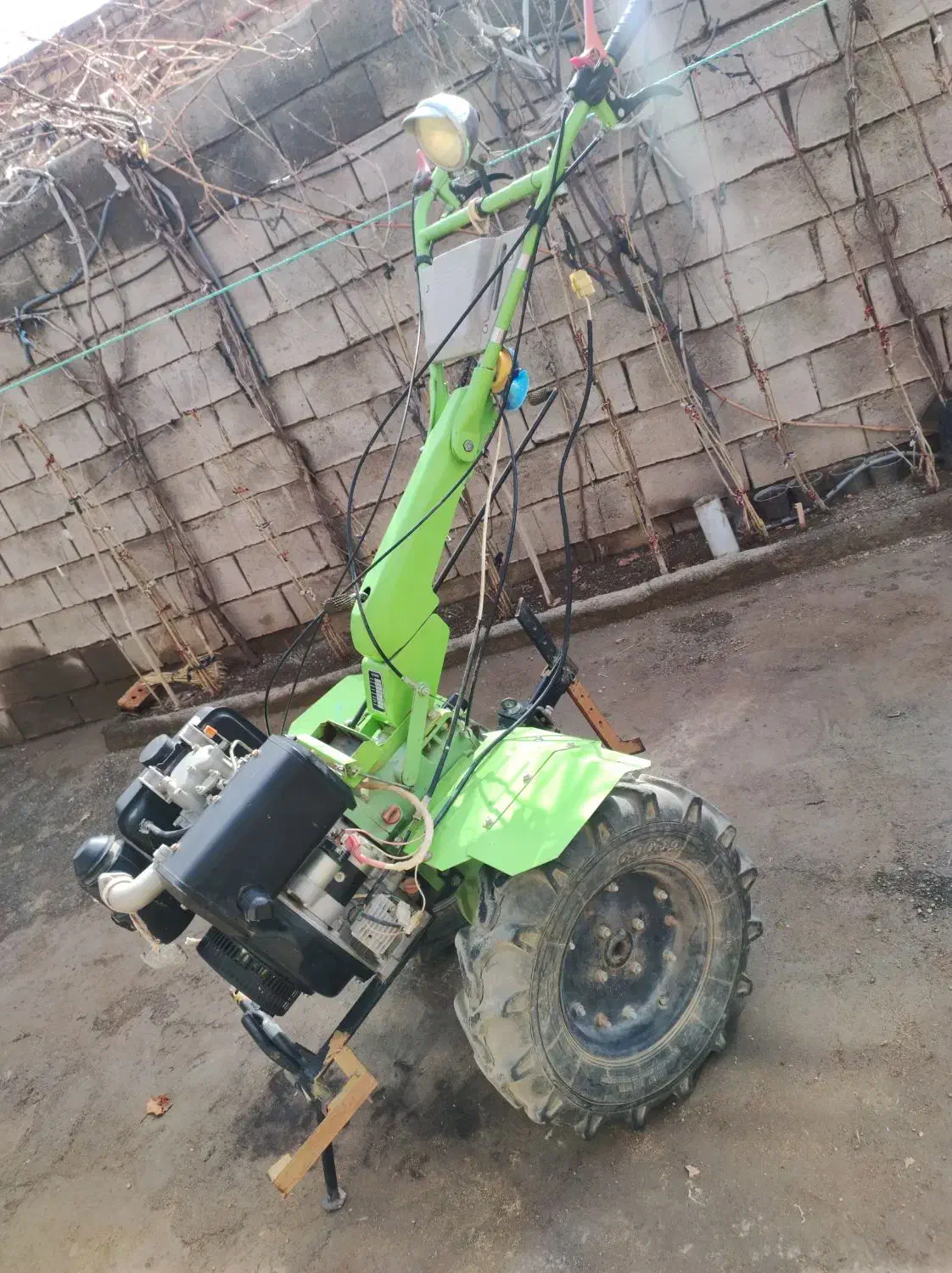 تیلر 10 اسب|خدمات باغبانی و درختکاری|نیشابور, مازول|دیوار