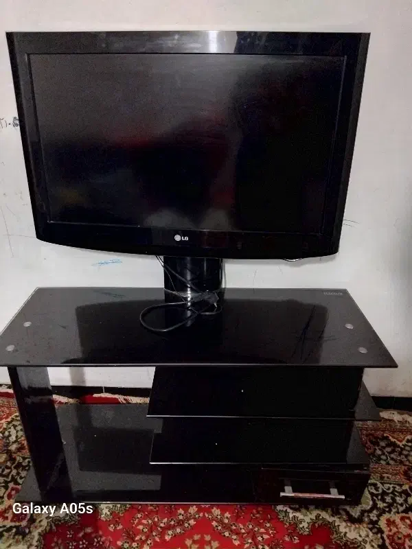 تلویزیون ۳۲ ال جی|تلویزیون و پروژکتور|علی‌آباد کتول, |دیوار