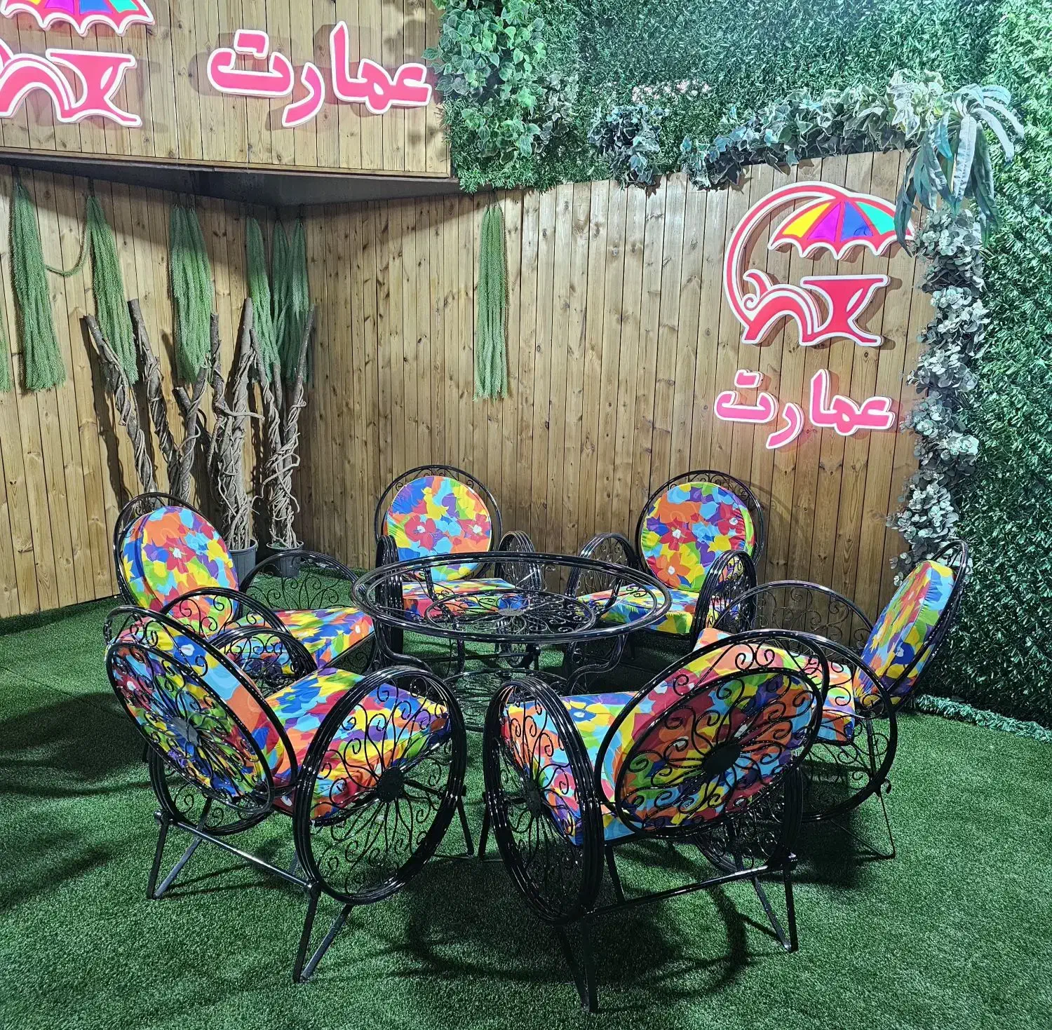 صندلی حیاط|صندلی و نیمکت|یزد, |دیوار