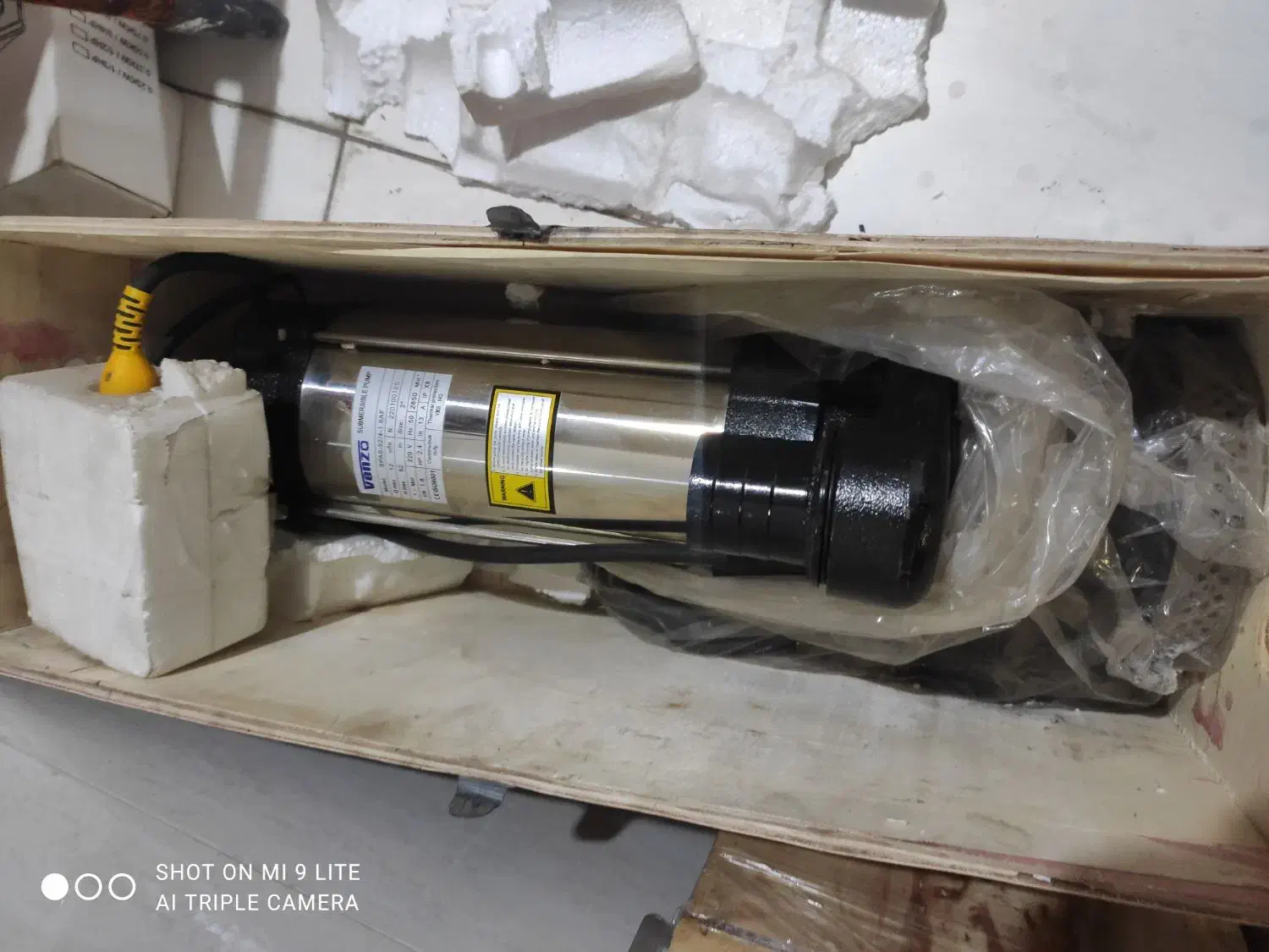 پمپ کفکش 52متری استیل فلوتر دار ونزو|ماشینآلات صنعتی|کیش, |دیوار