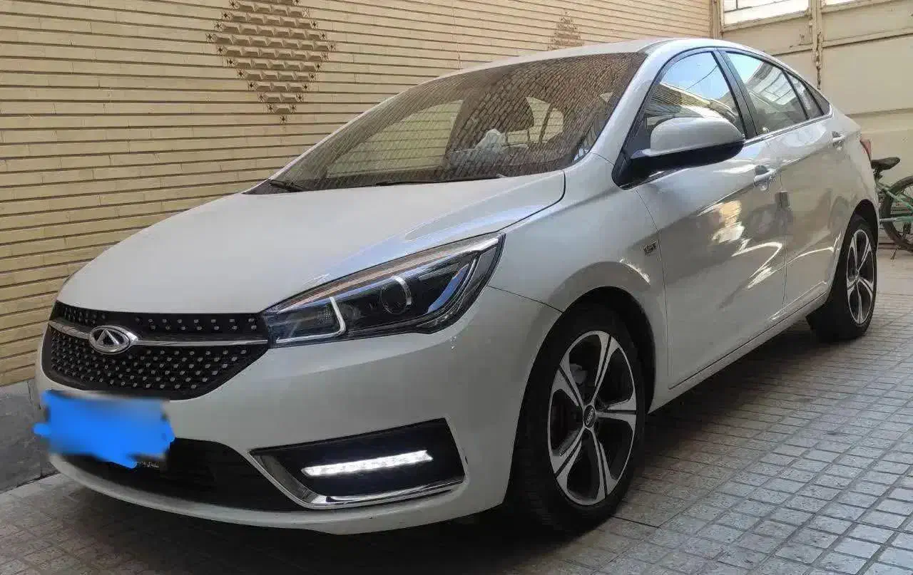 اریزو ۵ چری ۱۴۰۱ کم کار|خودرو سواری و وانت|مبارکه, |دیوار