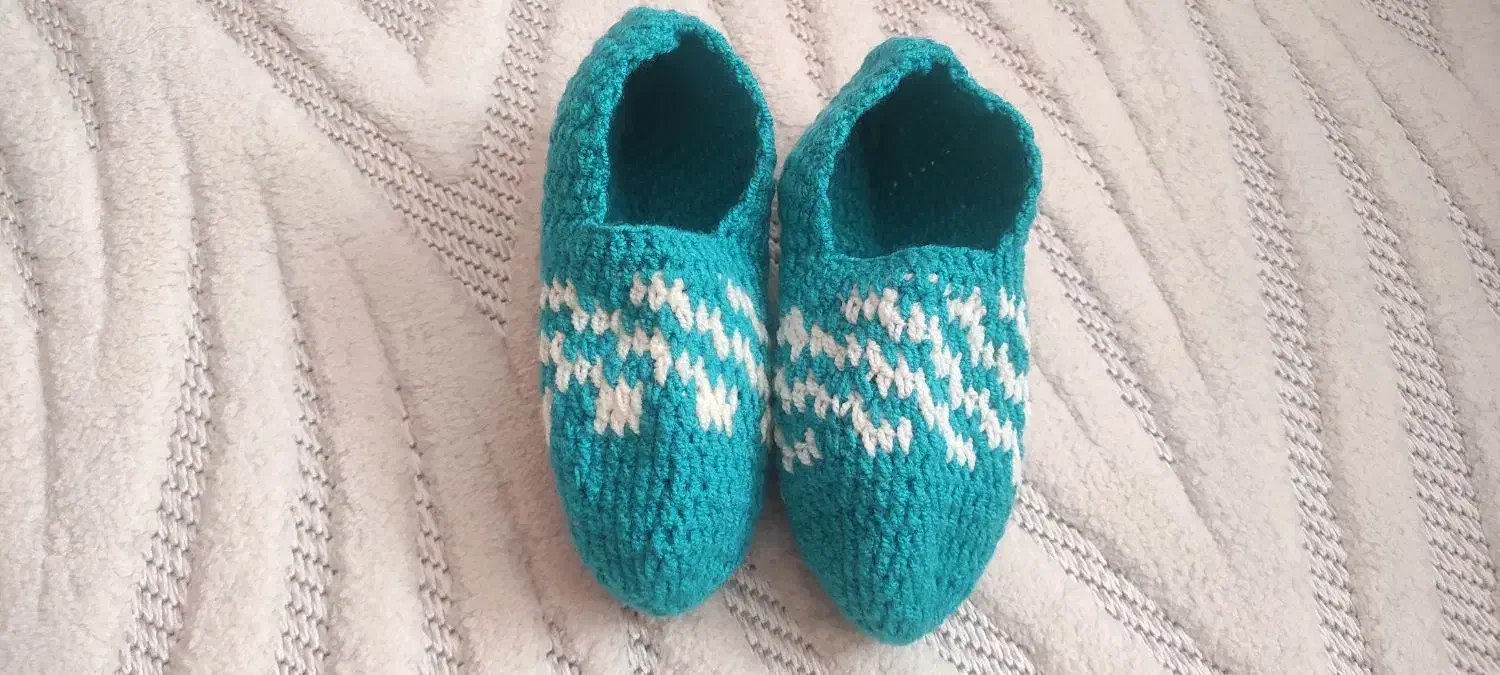 جوراب بافتنی|لباس|رشت, نظری|دیوار