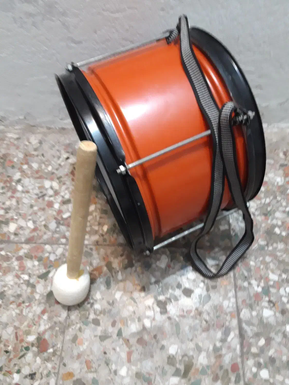 طبل به قطر ۳۰ سانت نو نو|درام و پرکاشن|رشت, یخسازی|دیوار