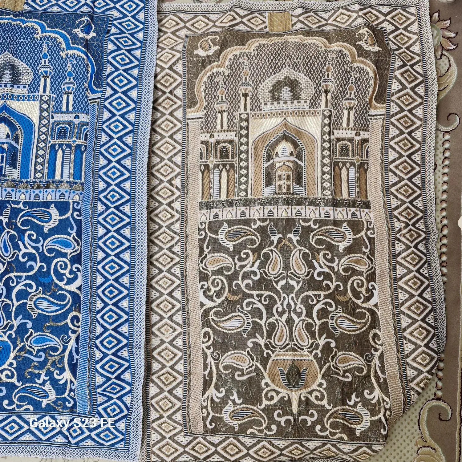 دو عدد سجاده کیفی|زیورآلات و اکسسوری|قم, شاه سید علی|دیوار