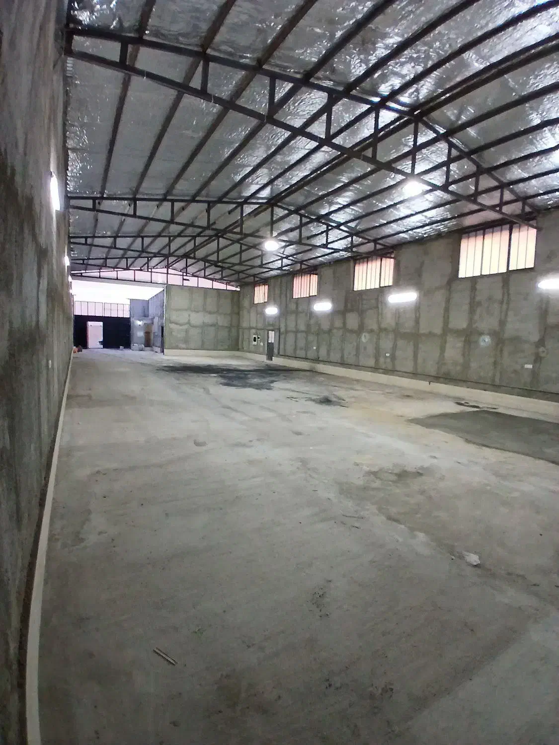 سوله گارگاه انبار ۳۰۰ متری اجاره ای|اجارهٔ دفتر صنعتی، کشاورزی، تجاری|صفادشت, |دیوار