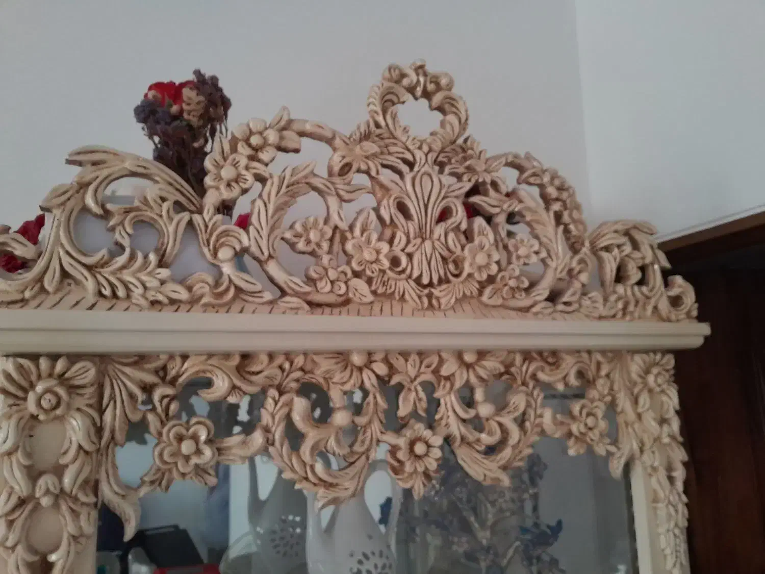 ویترین تمیز ابعاد ارتفاع ۲متر پهنا ۸۰|بوفه، ویترین، کنسول|رشت, سلیمانداراب|دیوار