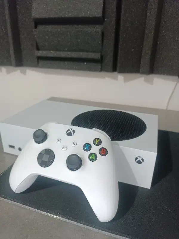 xbox series S درحدنو|کنسول، بازی ویدئویی و آنلاین|زرقان, |دیوار