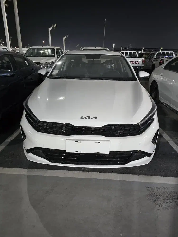 کیا سراتو K3 - نیمه فول - (مدل 2025)|خودرو سواری و وانت|اهواز, زیتون کارمندی|دیوار