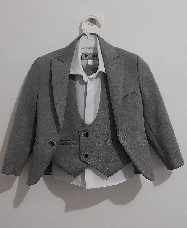 لباس کودک|کفش و لباس بچه|خرم‌آباد, |دیوار