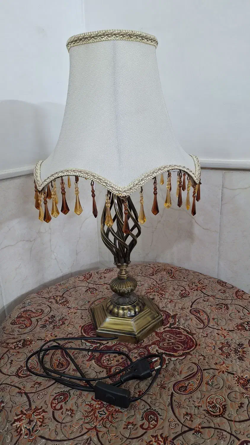 آباژور|چراغ خواب و آباژور|قم, سربخش|دیوار