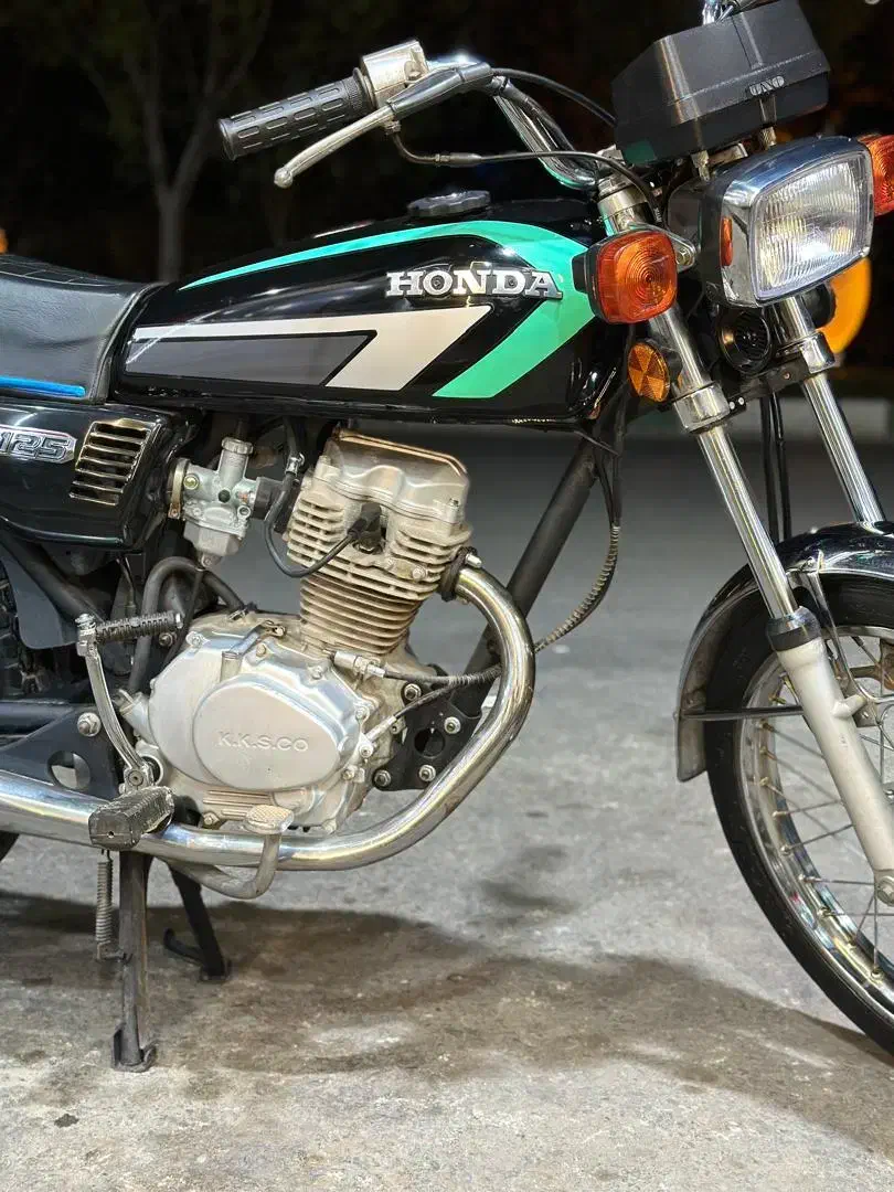 هوندا ۱۲۵|موتورسیکلت|قم, شهرک فاطمیه|دیوار