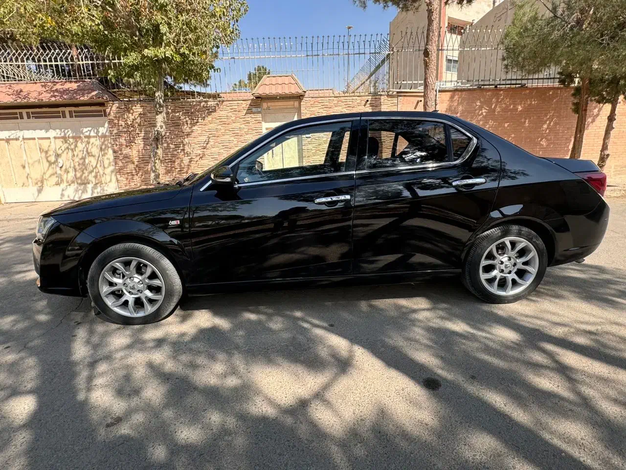 دنا پلاس اتومات درحدصفر|خودرو سواری و وانت|شاهین‌شهر, شیخ بهایی|دیوار