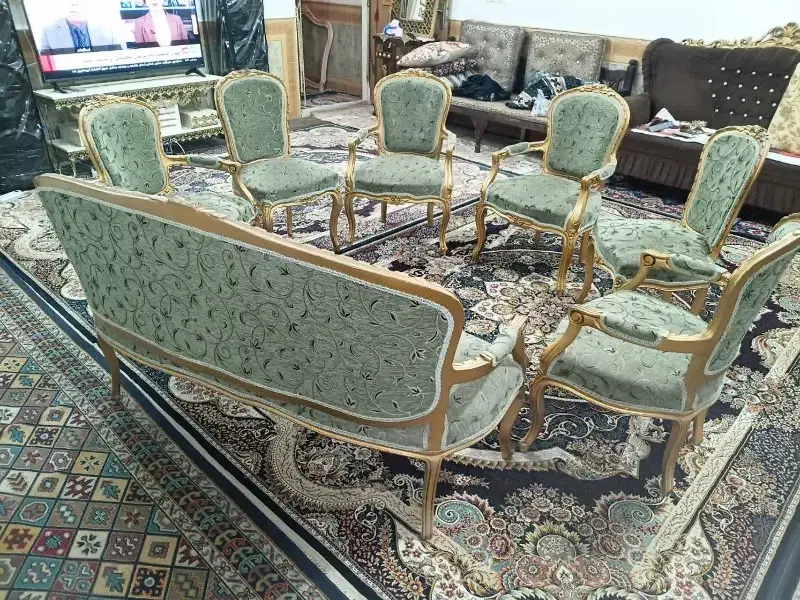 مبل استیل با میز ناهارخوری|مبلمان خانگی و میز عسلی|قم, چهل درخت|دیوار