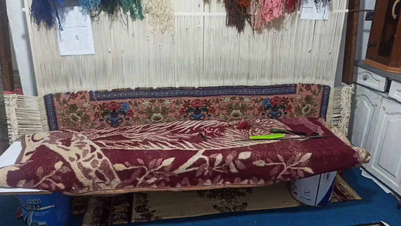 فرش نیمه کاره|فرش|دهگلان, |دیوار