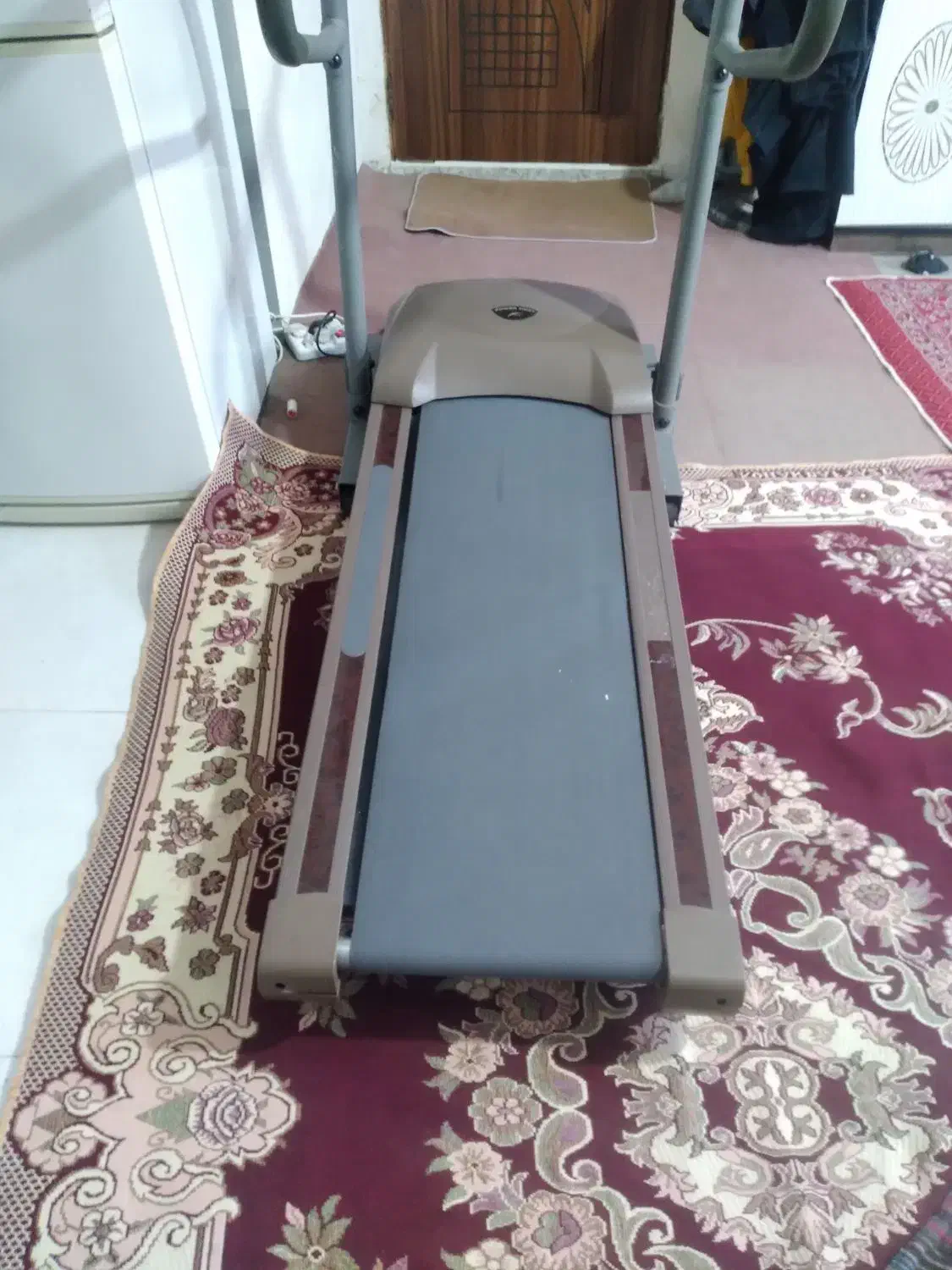 تردمیل سالم تعمیز درحال استفاده|تجهیزات ورزشی|رباطکریم, الارد|دیوار