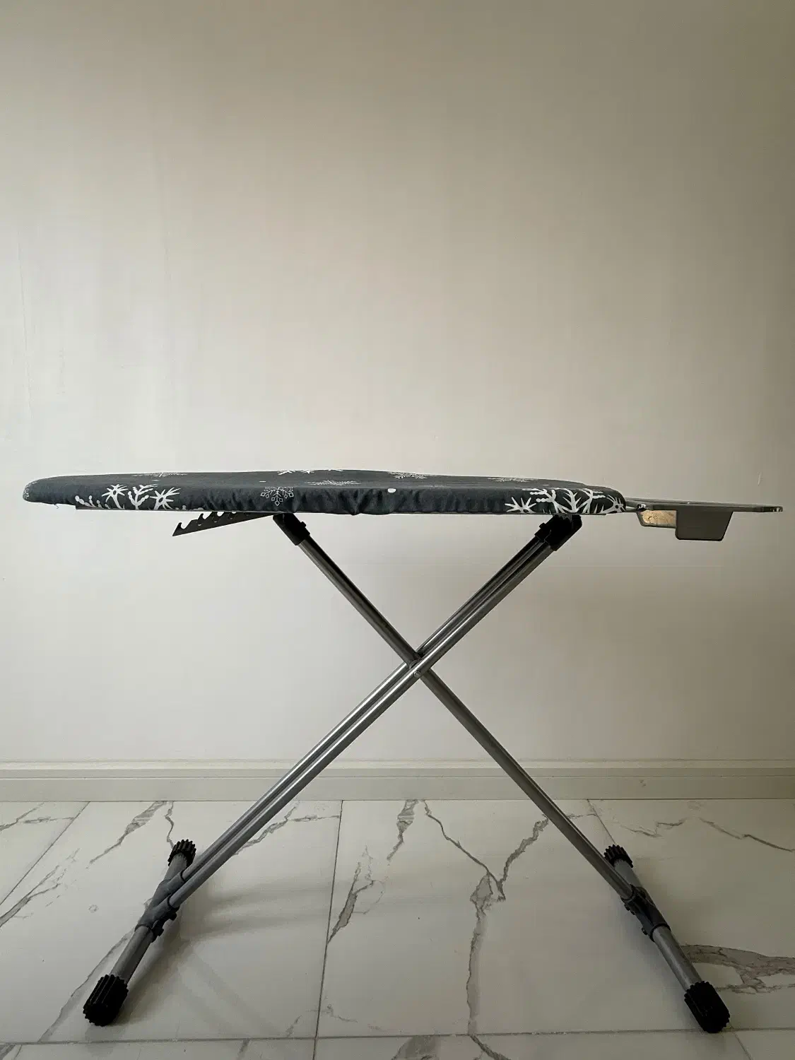 میز اتو|اتو و لوازم اتو|رشت, دیانتی|دیوار